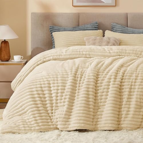 Fleece Full Comforter Set