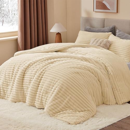 Fleece Full Comforter Set