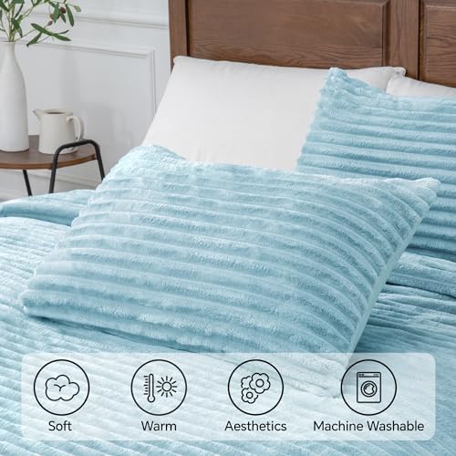 Fleece Queen Comforter Set (3 Count)