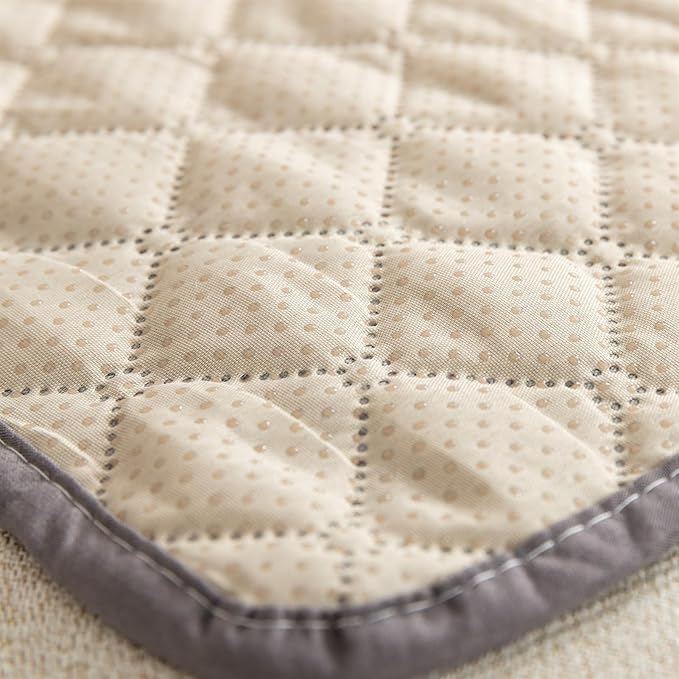 GIBZ Water Resistant Dog Bed Blanket Cover Large Anti Slip Pet Furniture Protector Washable Cat Quilted Mat for Couch, Red, 210x305cm