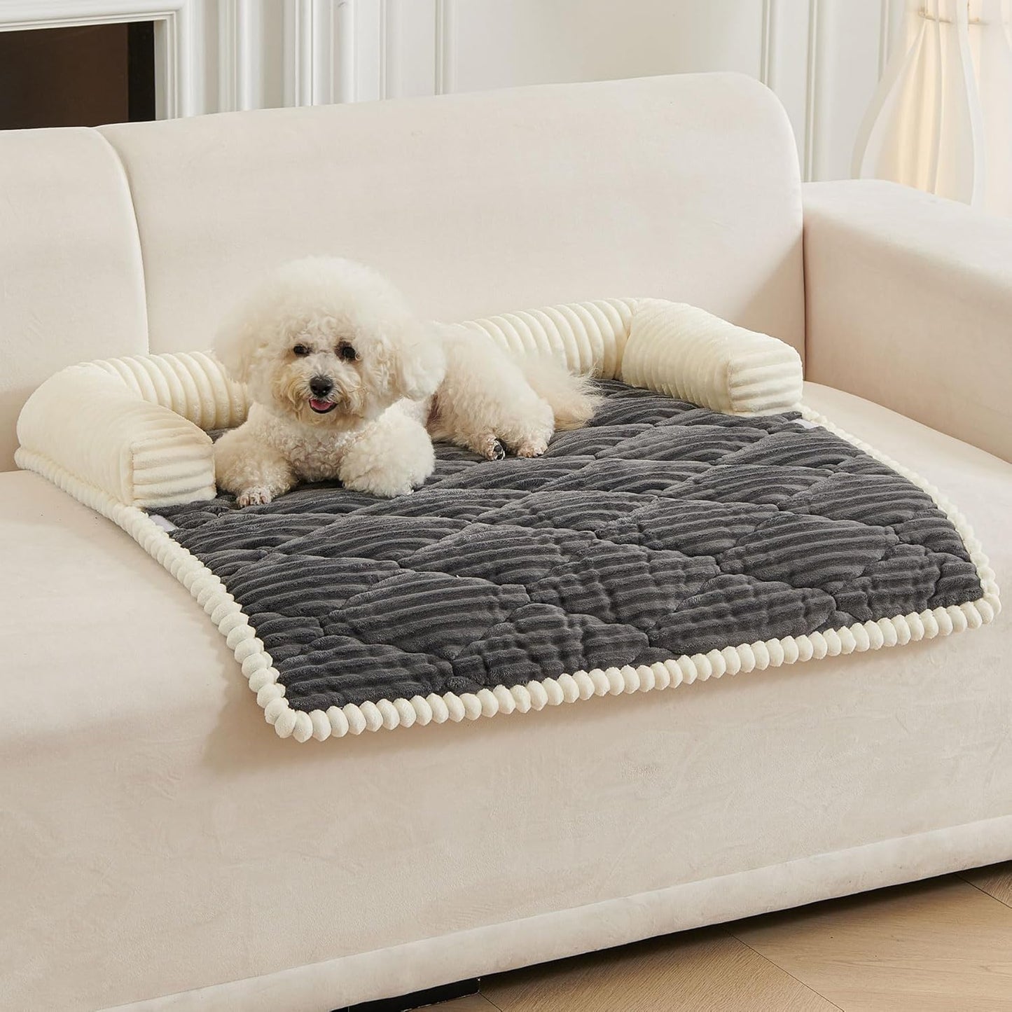 HAOMAIJIA Dog Couch Bed for Large Dogs, Non Slip Pet Couch Covers for Sofa Thick Soft Washable Dog Couch Cover Protector All Seasons Universal Dogs and Cats Bed Mat (Grey, Large)